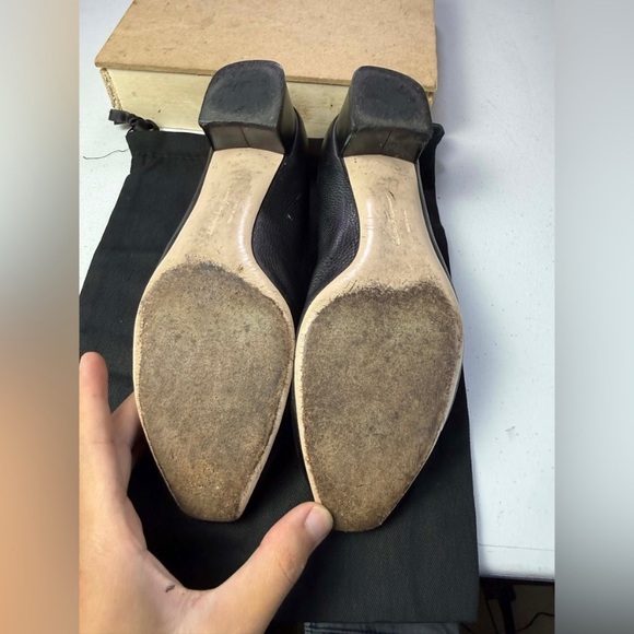 Salvatore Ferragamo Pumps, Size 7 - Picture 11 of 15